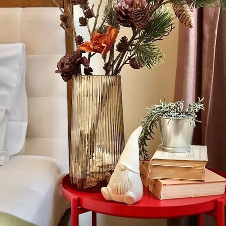 Chic Apartment